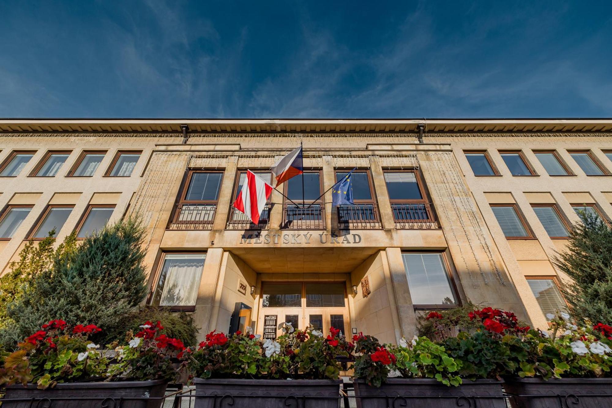 Hotel Dobruška Exteriör bild